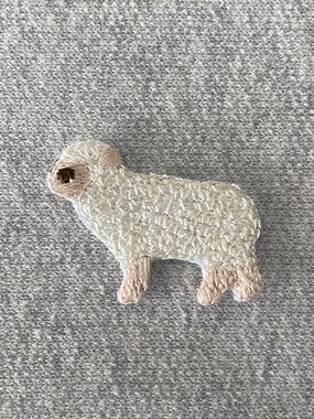 1 Embroidered Little White Cream Sheep Iron-on Patch 3.4cm x 2.5cm